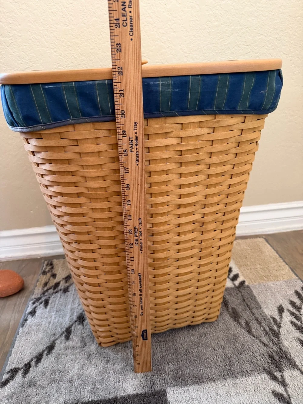 Longaberger Large Hostess Laundry Hamper 22” Tall with Lid Liner & Protector